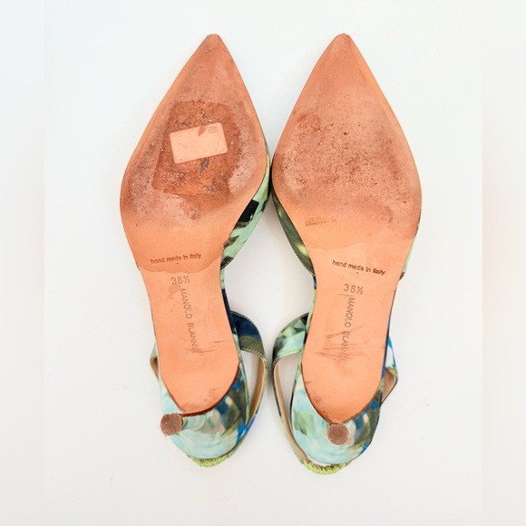 Manolo Blahnik Green Blue Floral Cloth Carolyne 70mm slingback pumps EU 38.5 - Picture 7 of 8
